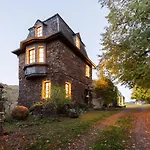 Kutscherhaus Auf Burg Coraidelstein *